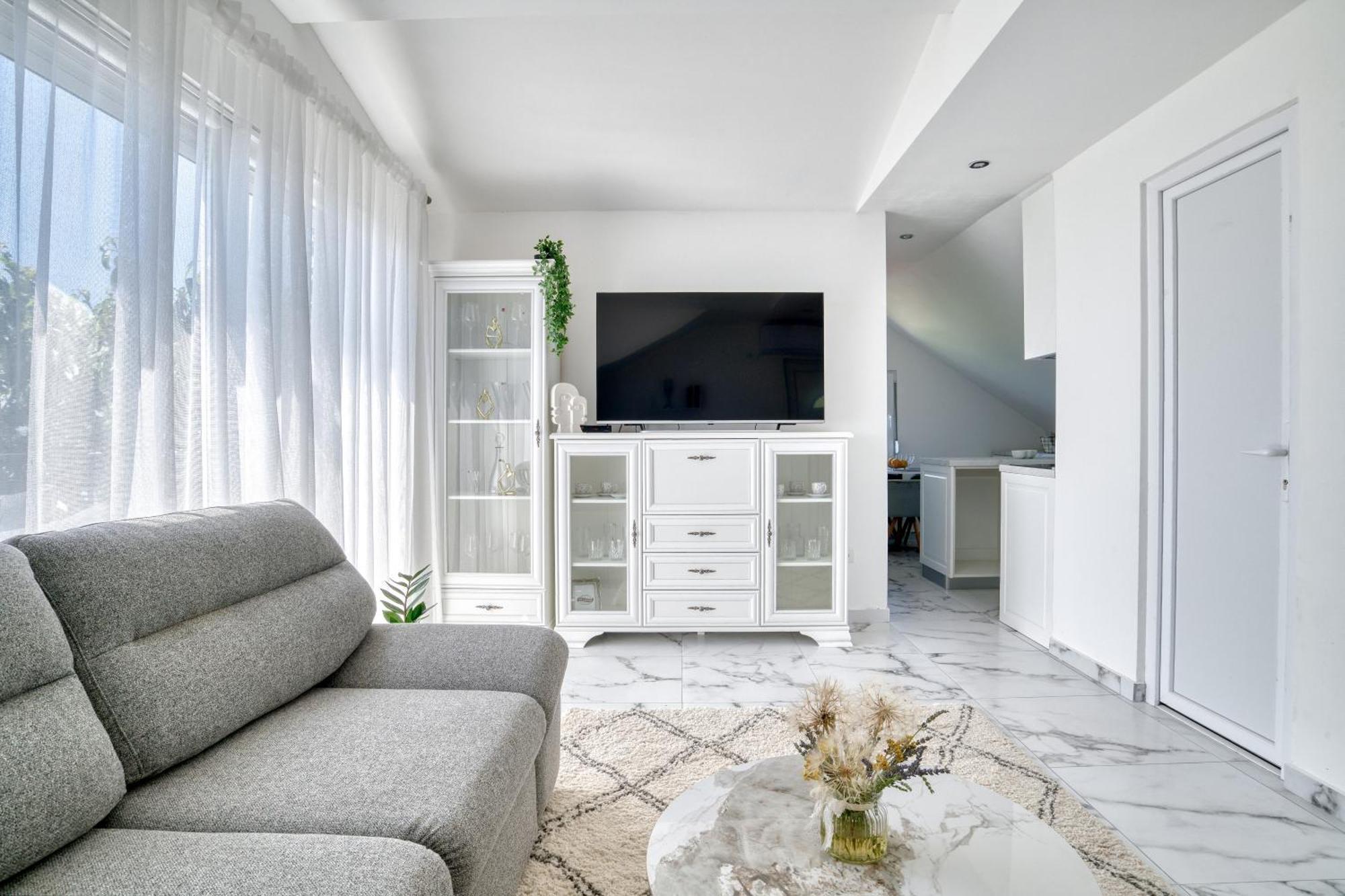 Apartment Paradise كوتور المظهر الخارجي الصورة